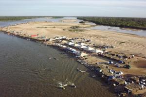 Praia do Funil no Lago da Usina Luiz Eduardo Magalhes no Rio Tocantins, no Tocantins