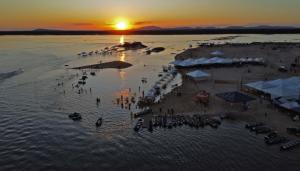 Com apoio do Governo do Tocantins, estruturas nas praias garantem lazer, diverso e segurana aos turistas -