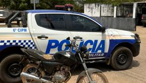 Moto com restrio de furto/roubo  apreendida pela PM -