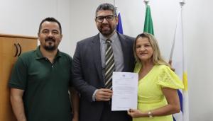 Secretrio Bruno, prefeita de Lajeado e o presidente da Cmara de Vereadores Helder Borges -